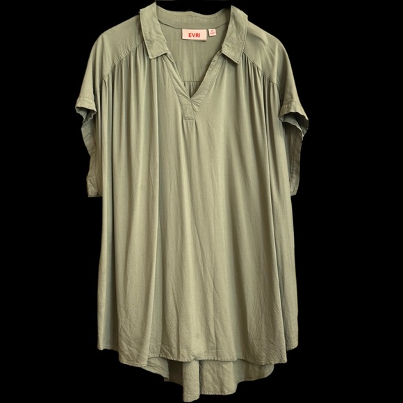 EVRI Tops - Evri Mint Green Short Cuffed Sleeve Pullover Tunic Blouse Plus Size 3X #279